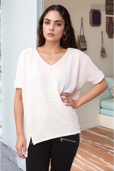 PT11619PLUS BOXY TEXTURED TOP